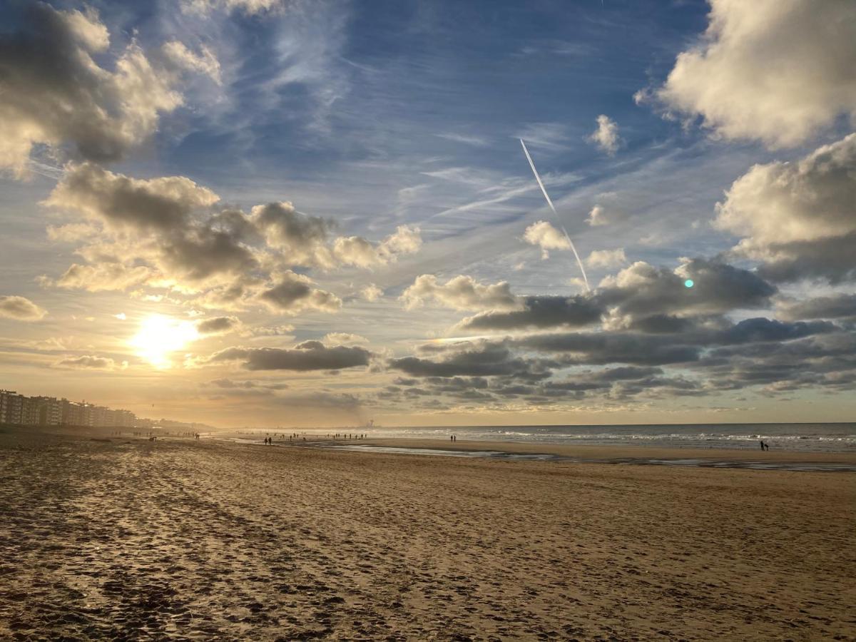 Beach Apartment Koksijde Buitenkant foto
